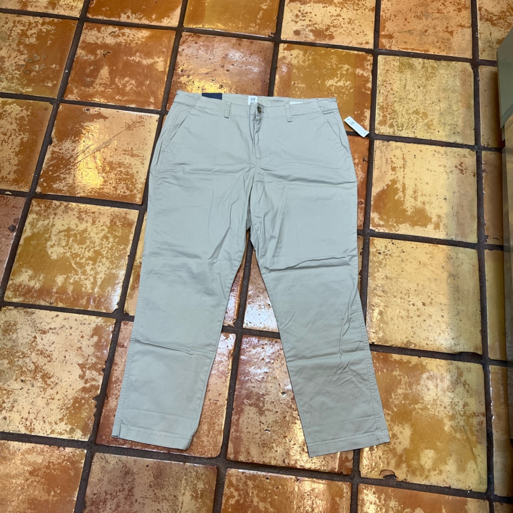 Gap Girlfriend Khaki NWT